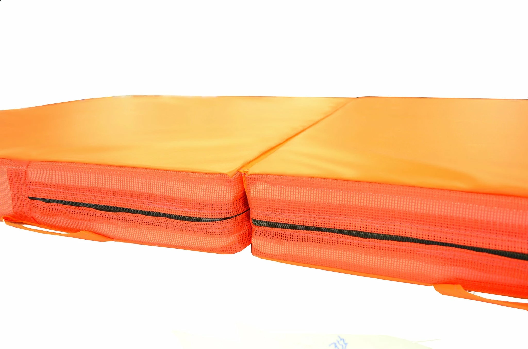 AK Athletic Equipment Throw Mat 4' X 8' X 4" 2 AK Athletic Equipment Throw Mat 4' X 8' X 4" - Image 2