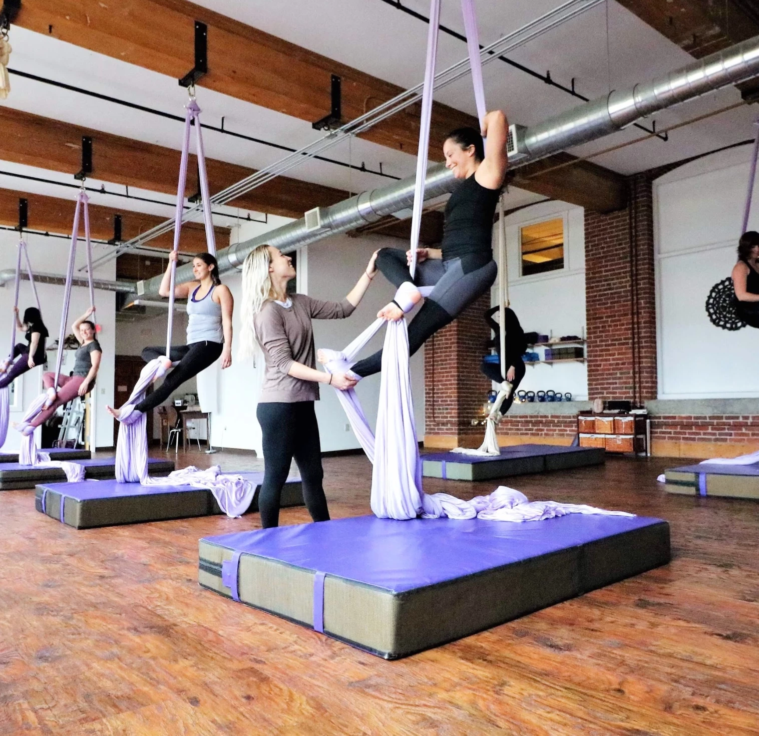 AK Athletic Equipment 4' X 8' X 8" Landing Mat 8 AK Athletic Equipment 4' X 8' X 8" Landing Mat - Image 8